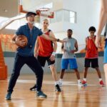 Jak rozwijać wszechstronność zawodnika koszykarskiego? 12 trening koszykówki